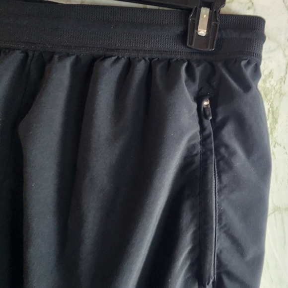 NIKE Black Polyester Shorts - Picture 4 of 11